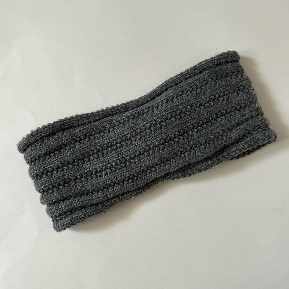 Cozy Winter Headband - Picture 5 of 5